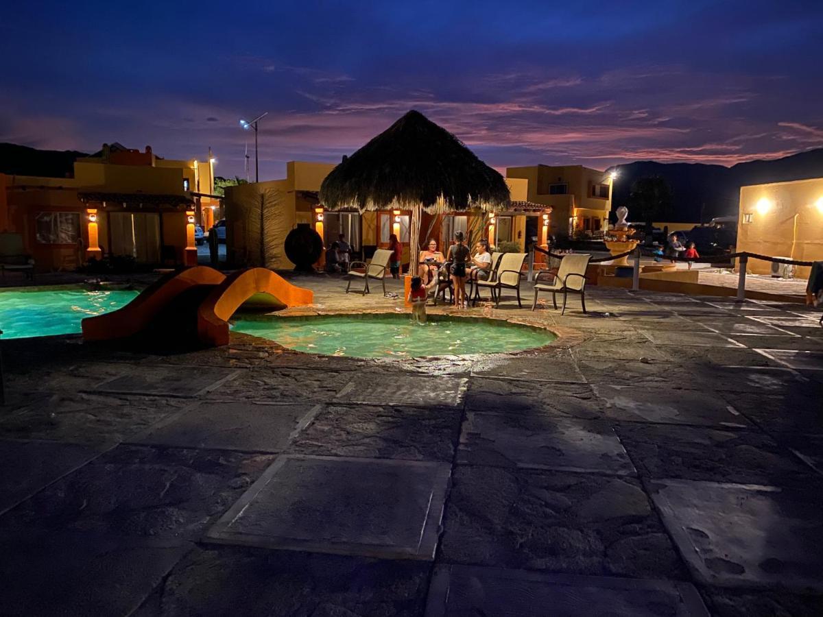 Los Vientos Hotel Bahia de Los Angeles ภายนอก รูปภาพ