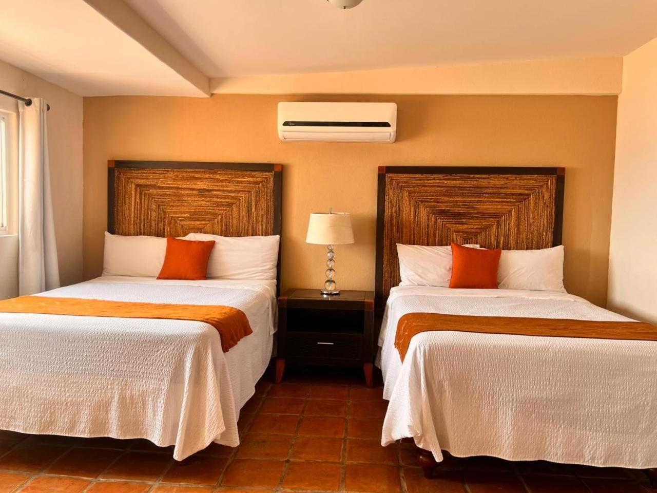 Los Vientos Hotel Bahia de Los Angeles ภายนอก รูปภาพ