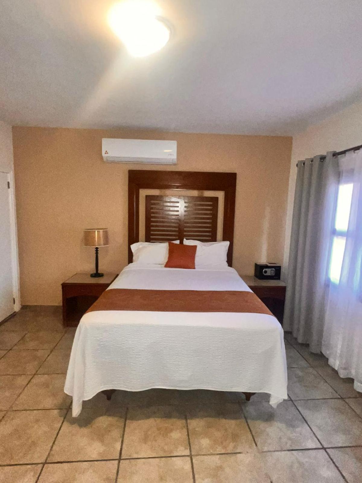 Los Vientos Hotel Bahia de Los Angeles ภายนอก รูปภาพ